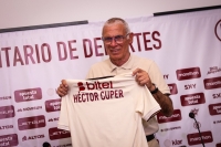 Héctor Cúper, es el nuevo entrenador de Universitario de Perú