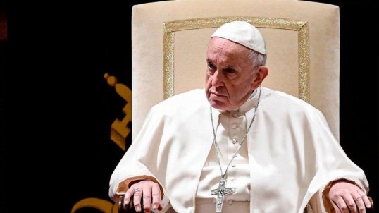 Francisco, le envió sus felicitaciones a Trump, y afirmó que: «Si es cierto lo de las deportaciones masivas, sería una vergüenza»