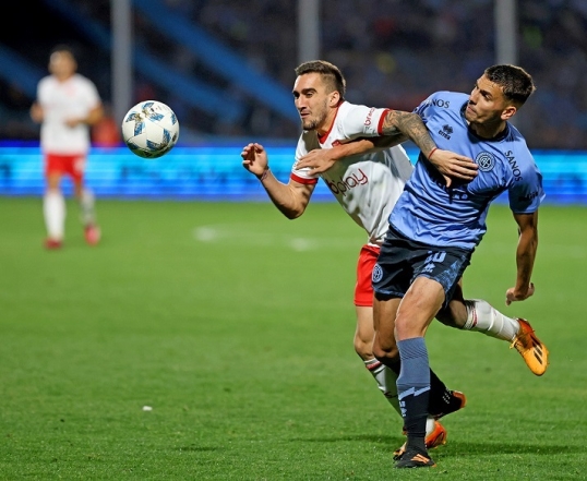 Liga Profesional de Fútbol: Estudiantes recibe a Belgrano, en el inicio de la 12° fecha de la Zona A