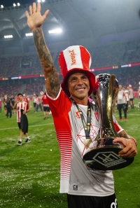 Enzo Pérez anunció que no continuará en Estudiantes de La Plata y puede llegar a River