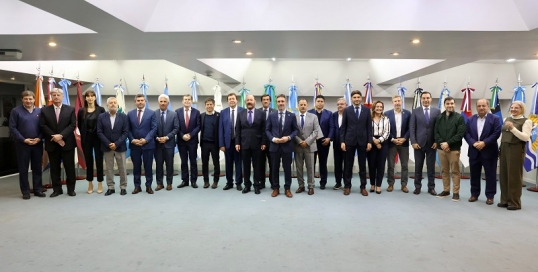 Gobernadores se reunirán este martes en el CFI