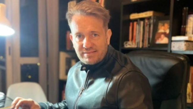 El biógrafo de Milei dijó: «El cónclave que dejó Bergoglio no es de cardenales católicos sino de sus amigos amanerados»