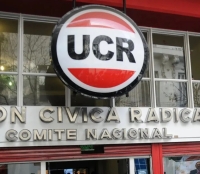 Atacan oficinas de la Unión Cívica Radical Nacional, en la ciudad de Buenos Aires
