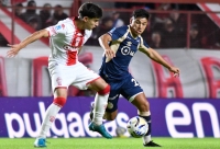 Torneo apertura: Argentinos eliminó a Huracán y se metió en las semifinales