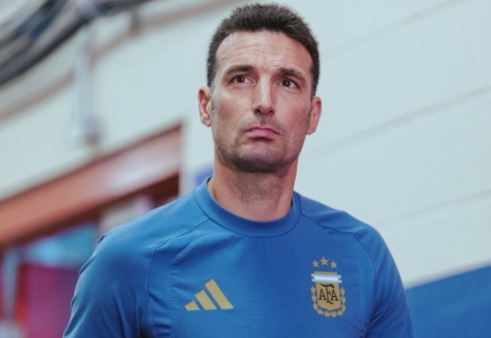 Scaloni, sobre la renovación: “Se está hablando con el presidente y todo lo que salga es mentira”
