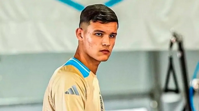 El jugador argentino Valentín Carboni fue operado con éxito