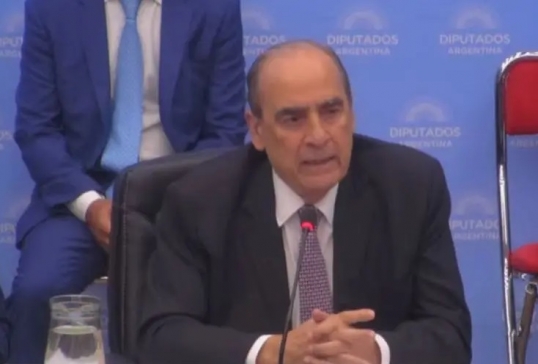 El Gobierno busca modificar la Ley de Contrato de Trabajo y subir la edad jubilatoria de las mujeres