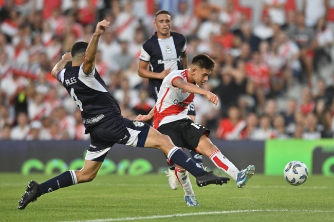 Liga Profesional de Fútbol: River visita a Gimnasia y Esgrima