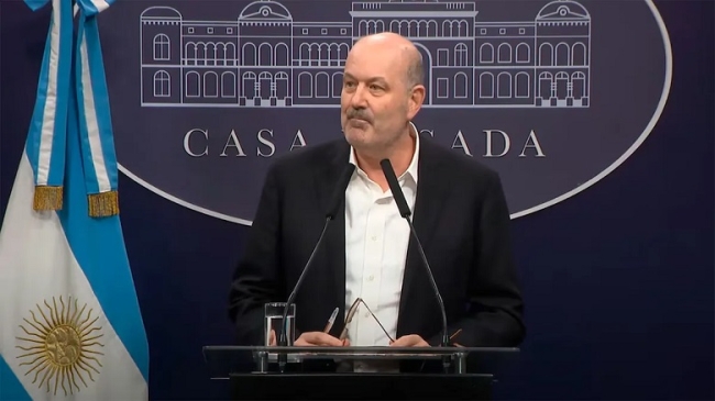 Pidieron citar a Federico Sturzenegger por el escándalo en Discapacidad