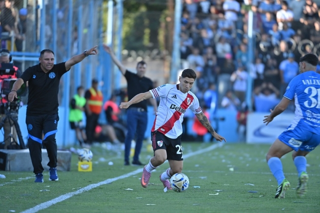 Torneo apertura de la Liga Profesional de Fútbol: River venció por 2-0 a Estudiantes de Río Cuarto