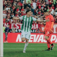 Torneo apertura de la Liga Profesional de Fútbol: Banfield enfrenta a Newell's Old Boys