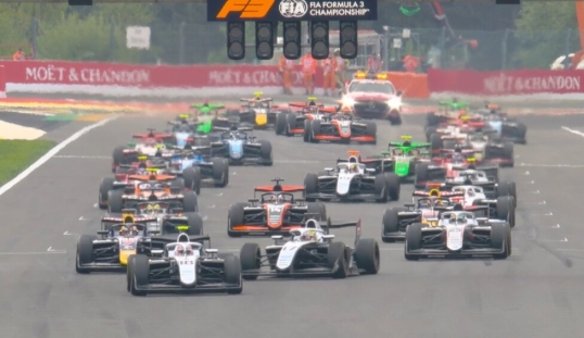 Fórmula 3: Mattia Colnaghi terminó 4º en la carrera sprint del Gran Premio de Bélgica