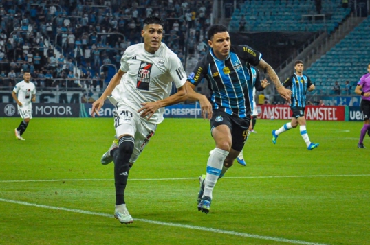 Copa Sudamericana grupo F:  Deportivo Riestra cayó ante Gremio de Brasil