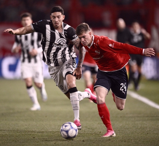 Torneo clausura de fútbol: Independiente cayó con Gimnasia de Mendoza, en Avellaneda