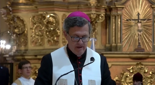 Arzobispo Jorge García Cuerva: «O somos hermanos o se viene todo abajo»