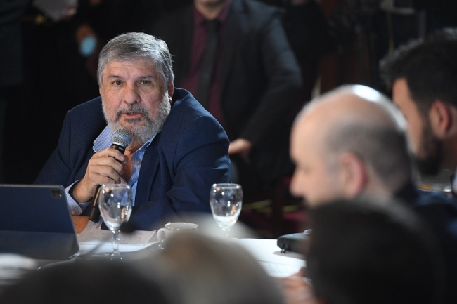 José Mayans pidió que Diputados “tiene que analizar la posibilidad del juicio político” a Manuel Adorni