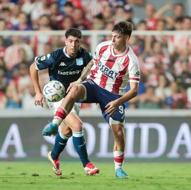 Torneo clausura de la Liga Profesional de Fútbol: Racing enfrenta a Unión de Santa Fe