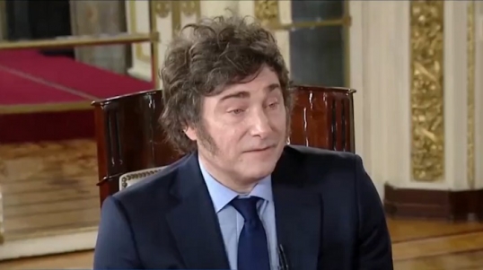 Javier Milei viaja a Neuquén y a Chile