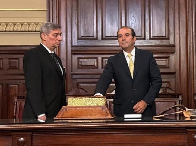 El Gobierno aceptó y formalizó la renuncia de García-Mansilla como juez de la Corte