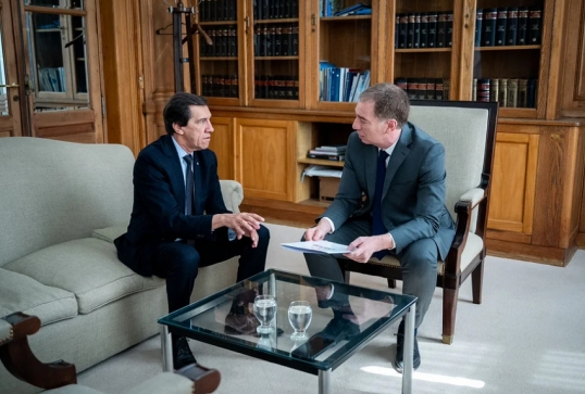 Diego Santilli recibió al gobernador de Jujuy, Carlos Sadir