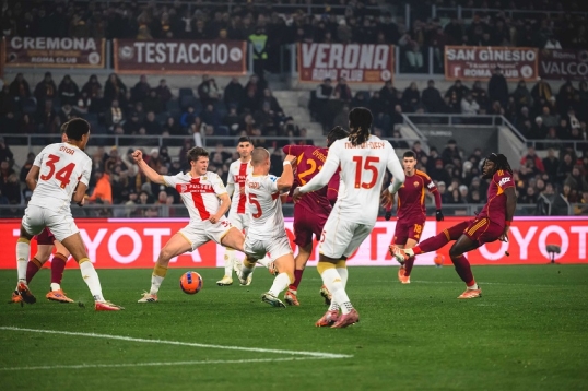 Serie A de Italia: Roma derrotó 3-1 a Genoa