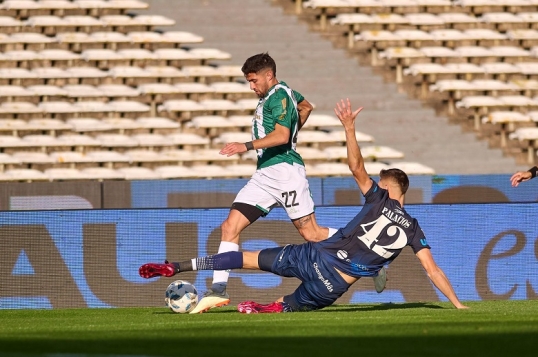Liga Profesional de Fútbol: Banfield enfrenta a Independiente Rivadavia