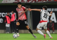 Torneo clausura de fútbol: Newell's Old Boys, en La Plata empató con Estudiantes