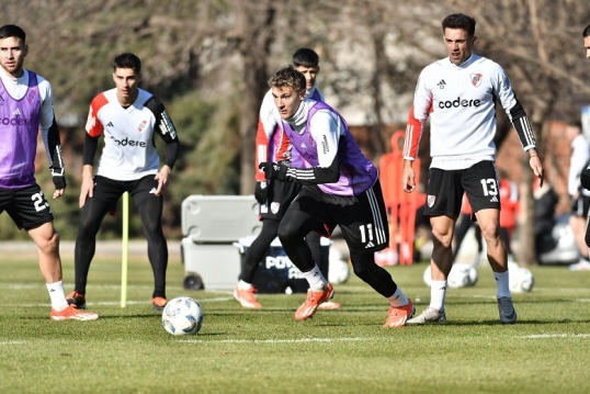 Amistoso internacional: River enfrenta a Olimpia en el «Monumental»