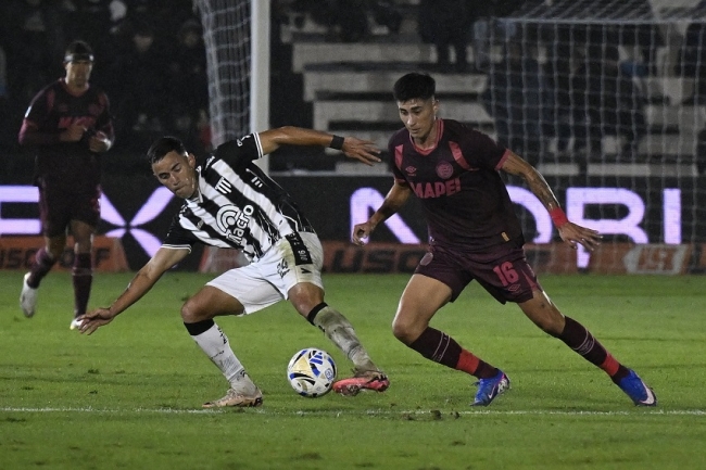 Torneo apertura de la Liga Profesional de Fútbol: Gimnasia de Mendoza venció a Lanús