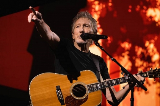 Roger Waters salió en defensa de Maduro y cruzó a Elon Musk