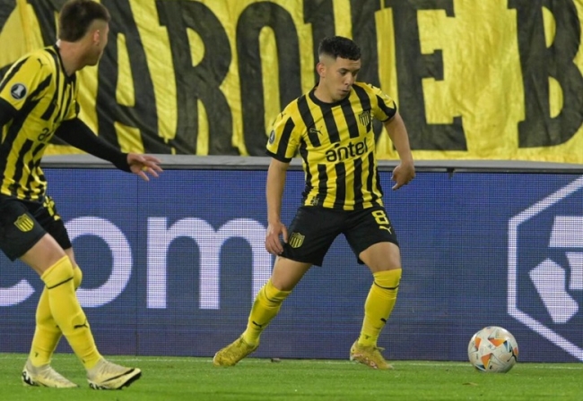Copa Libertadores: Peñarol empató sin goles con Flamengo y es semifinalista