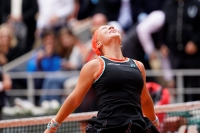 Roland Garros: Diana Shnaider superó a la número 1, Aryna Sabalenka, y se metió en las semifinales