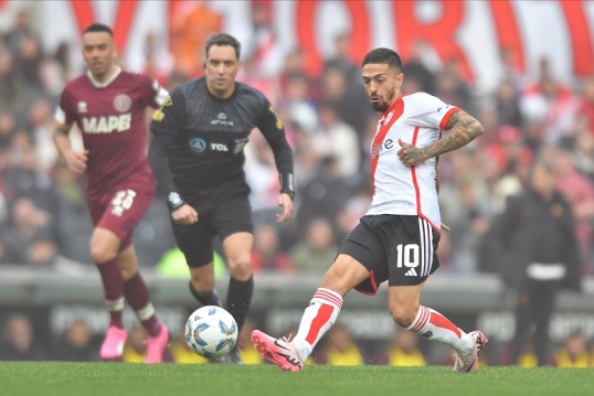 Liga Profesional de fútbol: River, con goles de Borja igualó 2-2 con lanús