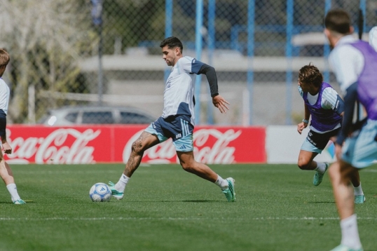 La Selección Argentina comenzó con los entrenamientos