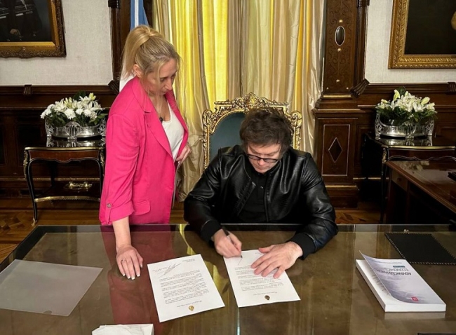 Milei veto la ley de Financiamiento Universitario