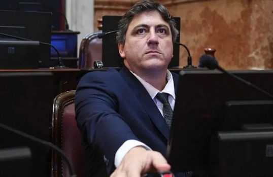El senador libertario Paoltroni y el diputado del PRO, Bongiovanni fueron deportados