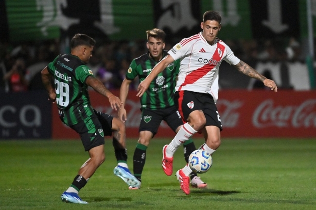 Liga Profesional de Fútbol: River superó por 2-0 a San Martín de San Juan