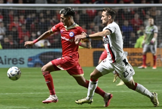 Liga Profesional de Fútbol: Newell´s Old Boys enfrenta a Argentinos Juniors