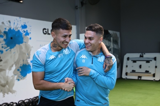 Racing Club inició la pretemporada con la presencia de Juanfer Quintero