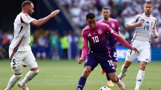 Liga de Naciones UEFA: Países Bajos recibe a Bosnia y Alemania a Hungría