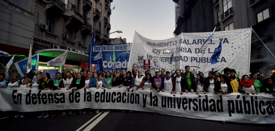 Se realiza «un paro total» en todas la Universidades Nacionales