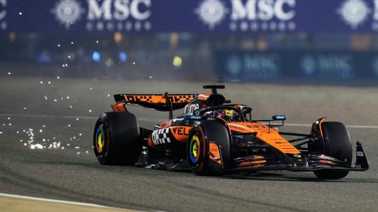 Fórmula 1: Oscar Piastri, con McLaren realizó el mejor tiempo en el Gran Premio de Bahréin