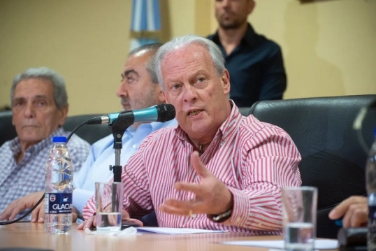 Andrés Rodríguez pidió darle «una proyección política» a las protestas de la CGT