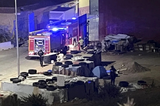 Incendio en los campamentos de inmigrantes en Ceuta