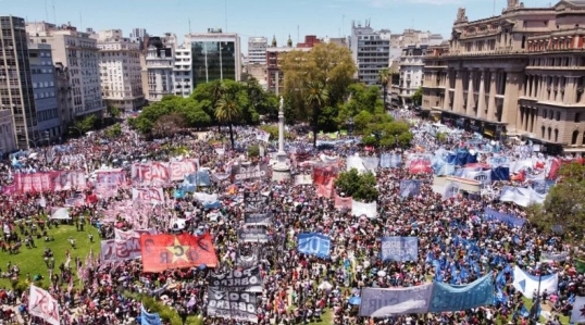 La CGT, CTA y movimientos sociales marchan este miércoles al Congreso junto a los jubilados