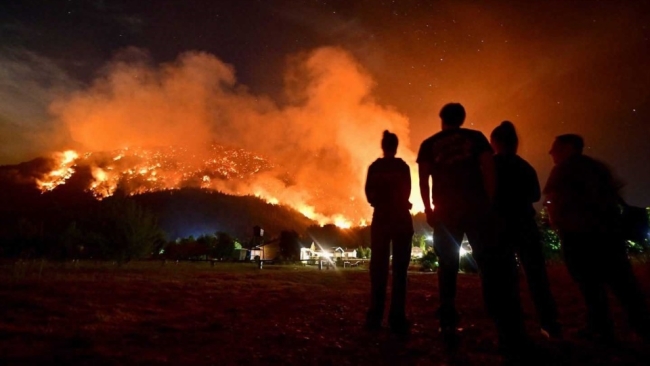 Chubut: Avanza el fuego hacia Epuyén