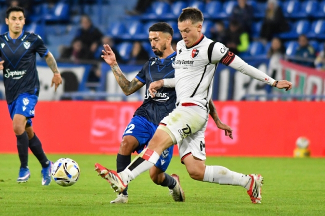 Torneo apertura de la Liga Profesional de Fútbol: Vélez empató 1-1 con Newell´s Old Boys
