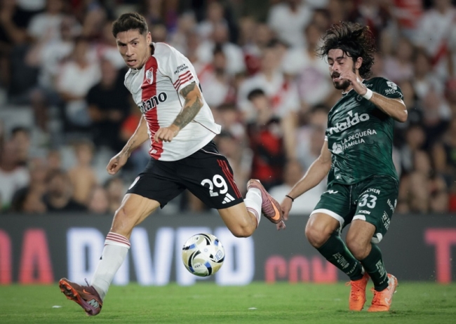 Torneo apertura de la Liga Profesional de Fútbol: River venció a Sarmiento