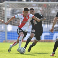 Liga Profesional: River perdió con Riestra en el bajo flores