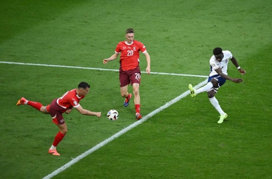 Eurocopa 2024: Inglaterra superó en los penales a Suiza y pasó a semifinales